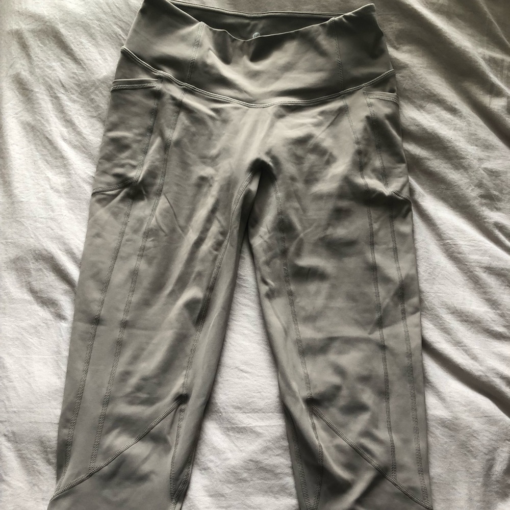 TYC Beige Effortless Heart Booty Leggings